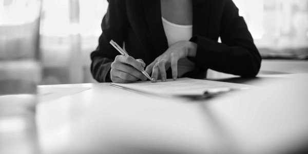Derecho Inmobiliario / Abogados Inmobiliarios Mataró · Desahucios por Impago de Rentas / Alquileres