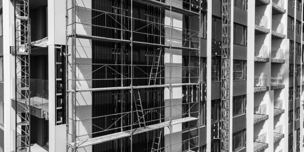 Derecho Inmobiliario / Abogados Inmobiliarios Mataró · Reclamaciones Comunidades Vecinos / Propietarios por Defectos / Vicios Construcción