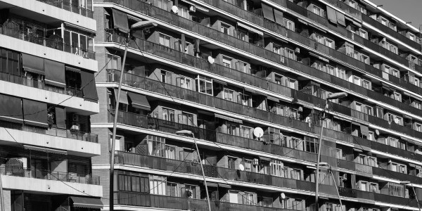 Derecho Inmobiliario / Abogados Inmobiliarios Mataró · Conflictos con Relaciones de Vecindad